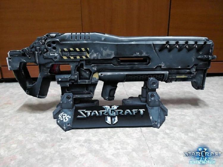 1: 1 звезда Terran пулемет 3d бумажная модель может держать Cos Marines бумажное ремесло