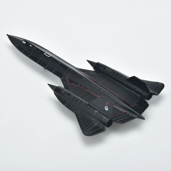 Разведывательный самолет SR71 из сплава 1:200 имитация американских моделей