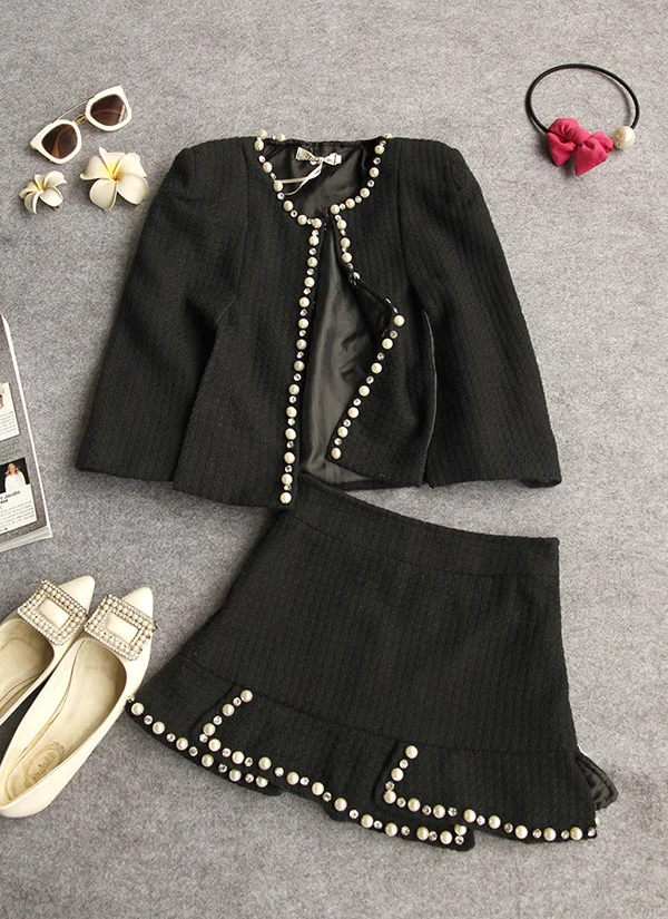 

2021 female autumn small fragrant temperament fashion beaded short wool jacket + skirt suit female autumn