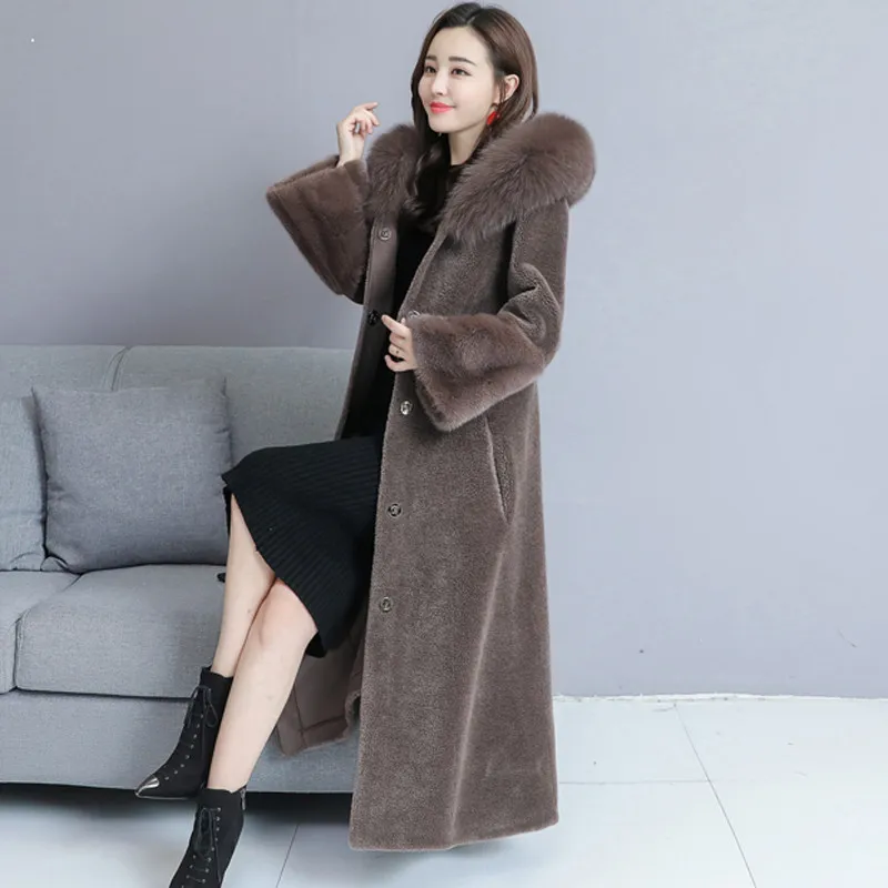 Женская зимняя куртка новинка 2018 утепленная женская средней длины из