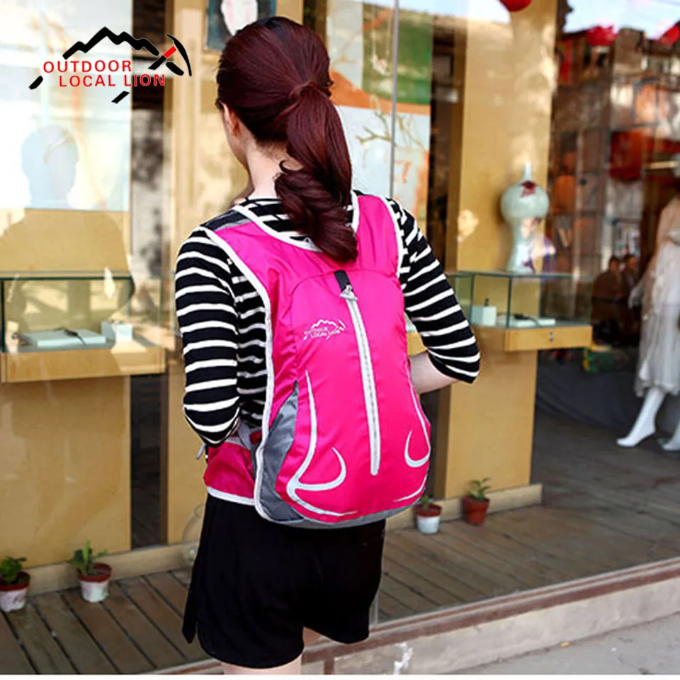 Местный лев 12L Водонепроницаемый нейлоновый велосипедный рюкзак Пеший туризм