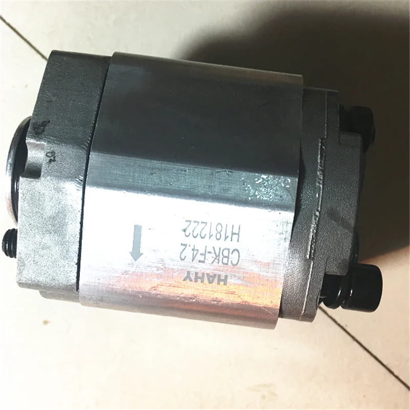 Гидравлический насос с зубчатой передачей cbk-f4.2, M16* 1,5 на входе и выходе масла с другой стороны, на заднем входе и выходе