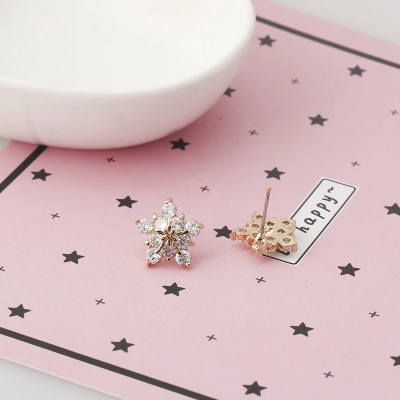 2018 Новая мода милый цветок серьга проложили блестящие AAA кубического циркония