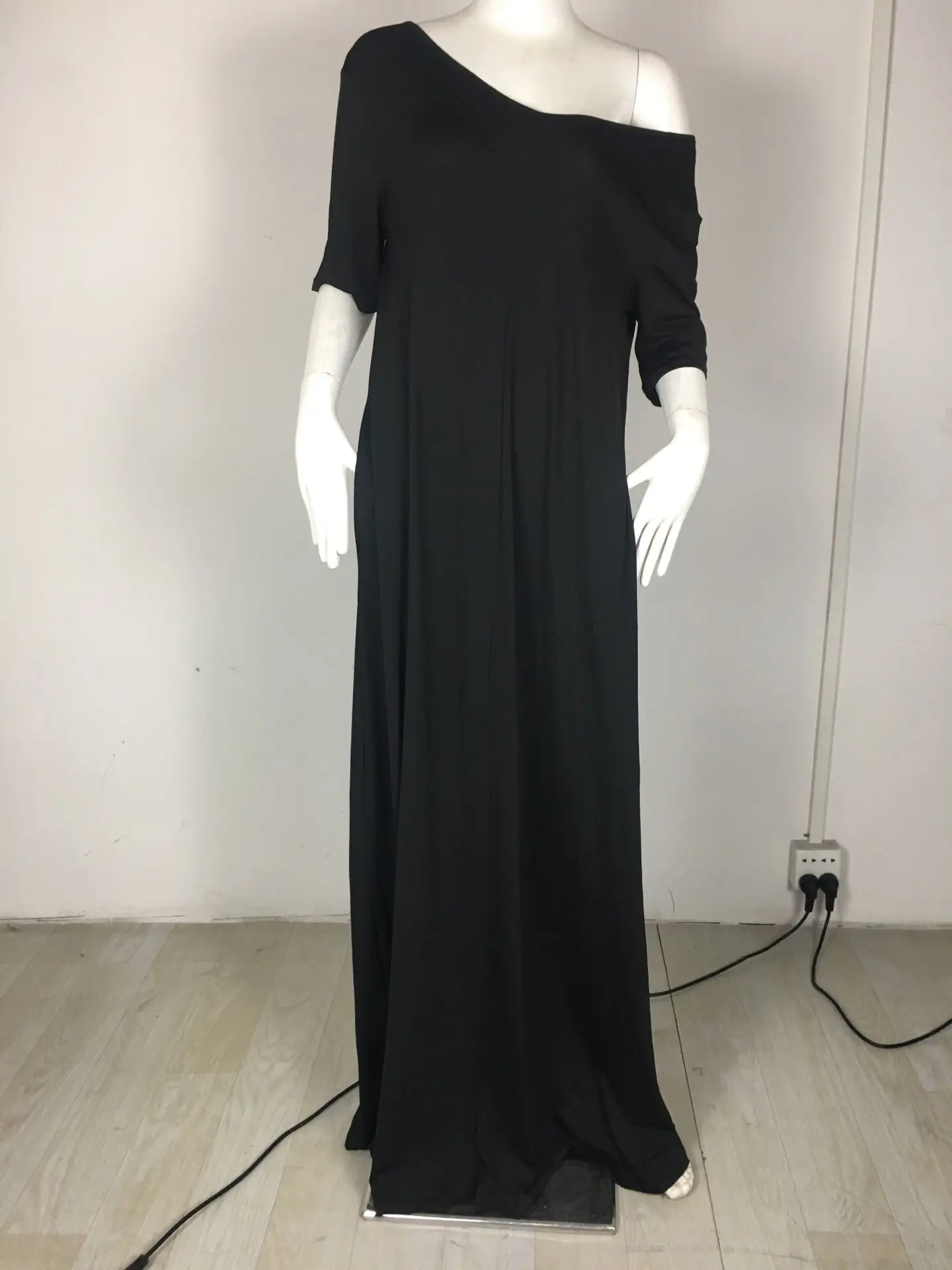 Женское длинное платье оверсайз повседневное однотонное вечернее с коротким