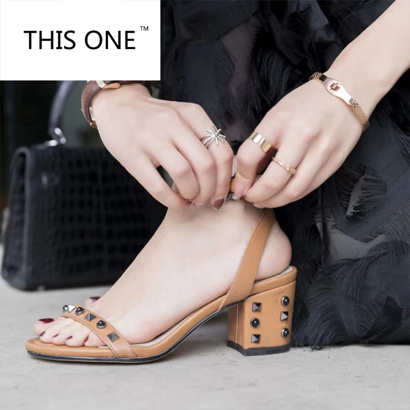 Этот новый 2018 Ремешок на щиколотке На высоком каблуке Женские босоножки Летние