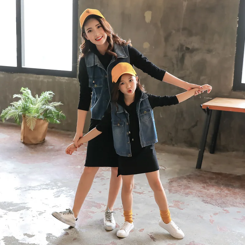 Семейные комплекты Платье свитер с длинными рукавами для семьи Джинсовый жилет