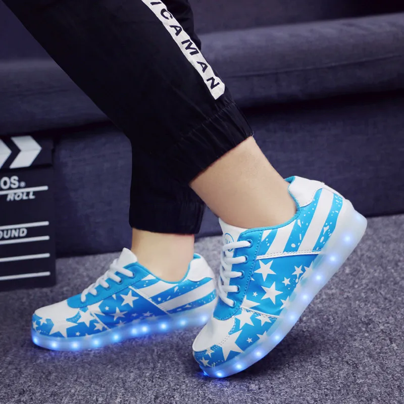 FDH01T LIght blue 7 ipupas; Корейская обувь со светодиодными лампами; обувь унисекс для студентов; сезон весна-лето; Светящиеся кроссовки для детей с зарядкой от usb; яркие светящиеся кроссовки для мальчиков и девочек - Цвет: FDH01T LIght blue