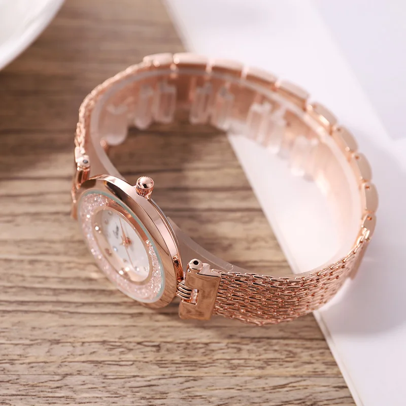 Часы наручные женские кварцевые с круглым циферблатом и цепочкой зыбучим