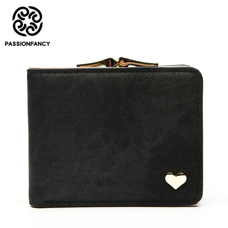 Кошелек женский из лакированной кожи на кнопках с отделением для монет 2018 | Багаж