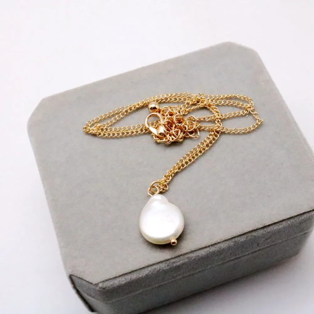

Baroque Pearl Charm Choker Necklace Pendant Simple Jewelry Clavicle Accessories