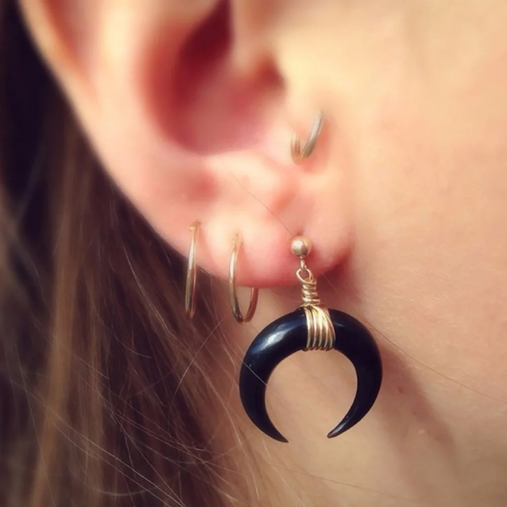 Женские серьги пусеты Винтажные золотого цвета с полумесяцем из акрила медной