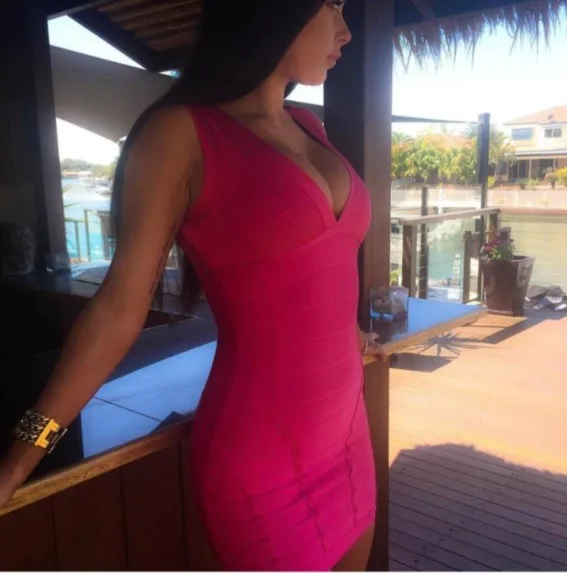 Высокое качество без бретелек v-образным вырезом знаменитости Bodycon Бандажное