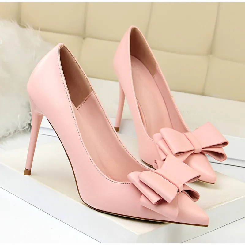 Большие размеры 34-43, женские туфли-лодочки весенне-Осенняя обувь без шнуровки с милым бантом модные туфли из мягкой кожи на высоком каблуке, Женская офисная обувь