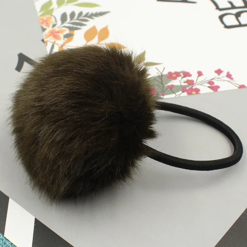 Шоколад На искусственном кроличьем меху шар-помпон; резинка для волос, обтянутая тканью; резинки для волос Галстуки хвост держатели ободок на голову 1 шт. GR102 - Цвет: Шоколад