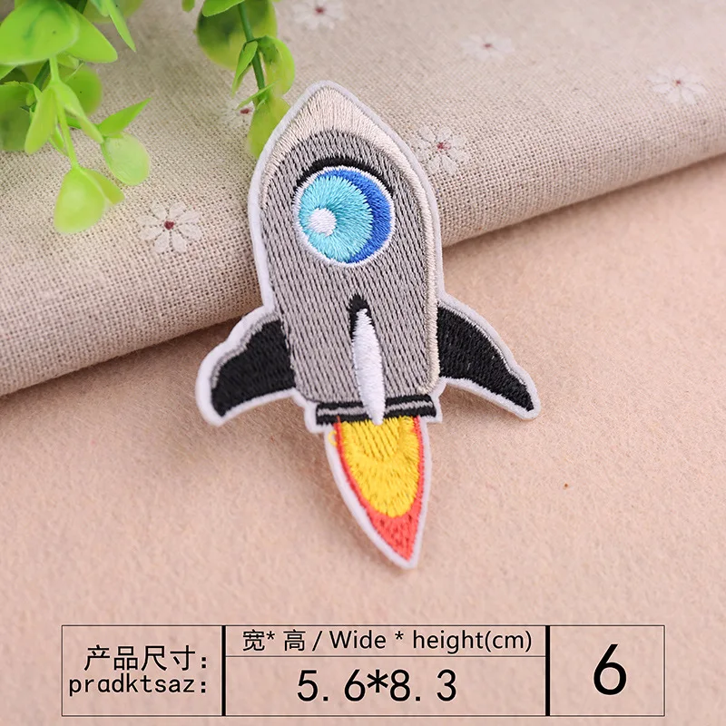 

Bobitree 2018 Motif Cartoon patches Embroidery badges for clothes iron on Stickers Appliques