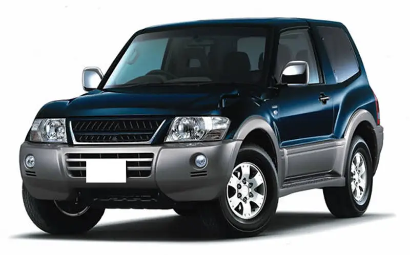 

2PCS Fit For Mitsubishi pajero V73 2003-2006 Front Fog Lamp Replace (No bulb)