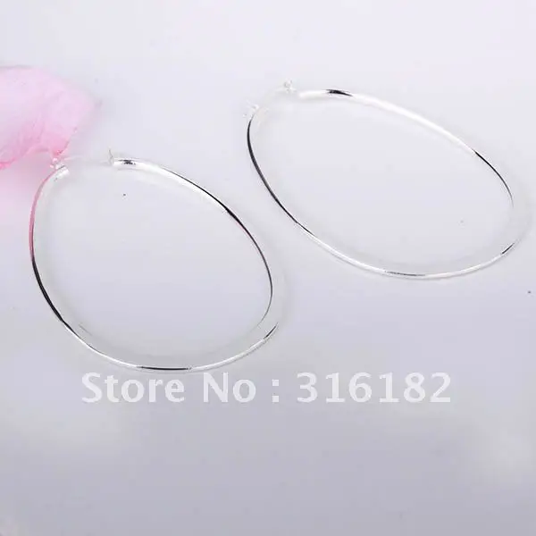 Оптовая продажа модные ювелирные серьги серебряные M925. Красивые украшения.