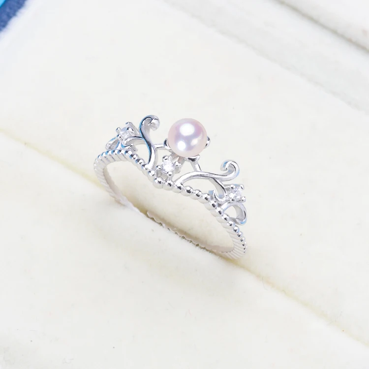 

Кольцо с жемчугом и короной, серебро 925 пробы