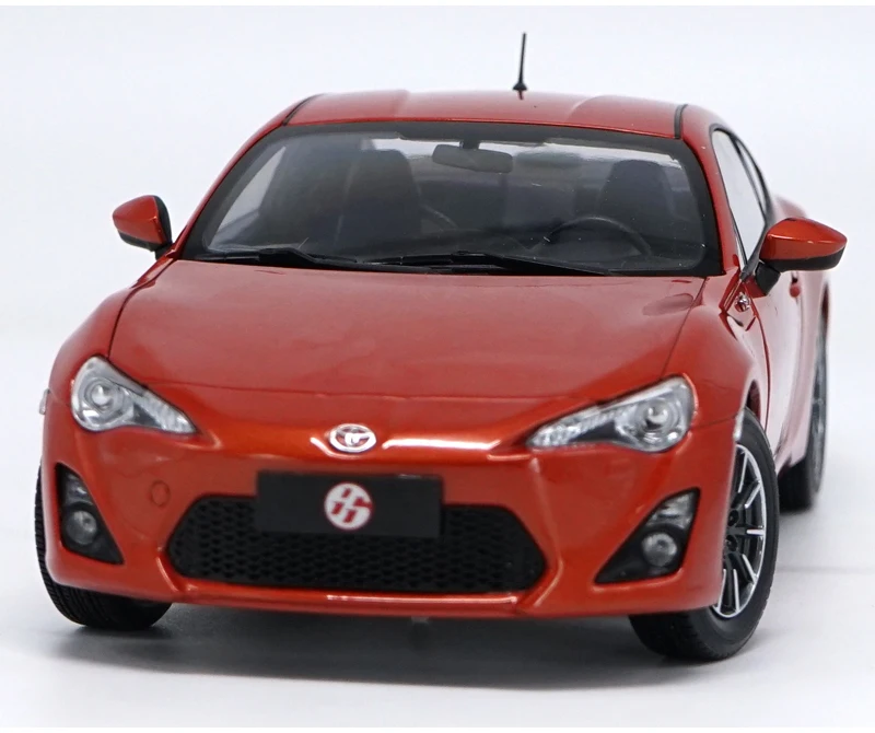 1:18 Toyota GT 86 сплава модель гоночной машины красный для детей подарки на день рождения Оригинальная коробка коллекция