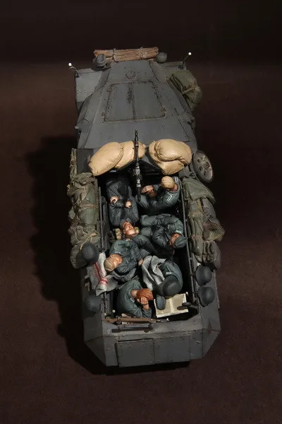 1/35 модельная фигурка из смолы в комплекте нераскрашенная 258 без