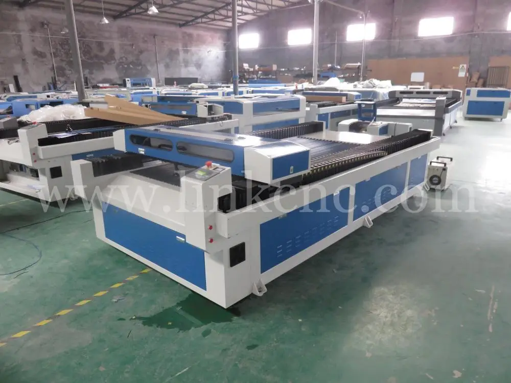 Профессиональный с хорошим лазерная гравюра машина цена/2 года Гарантии/акрил