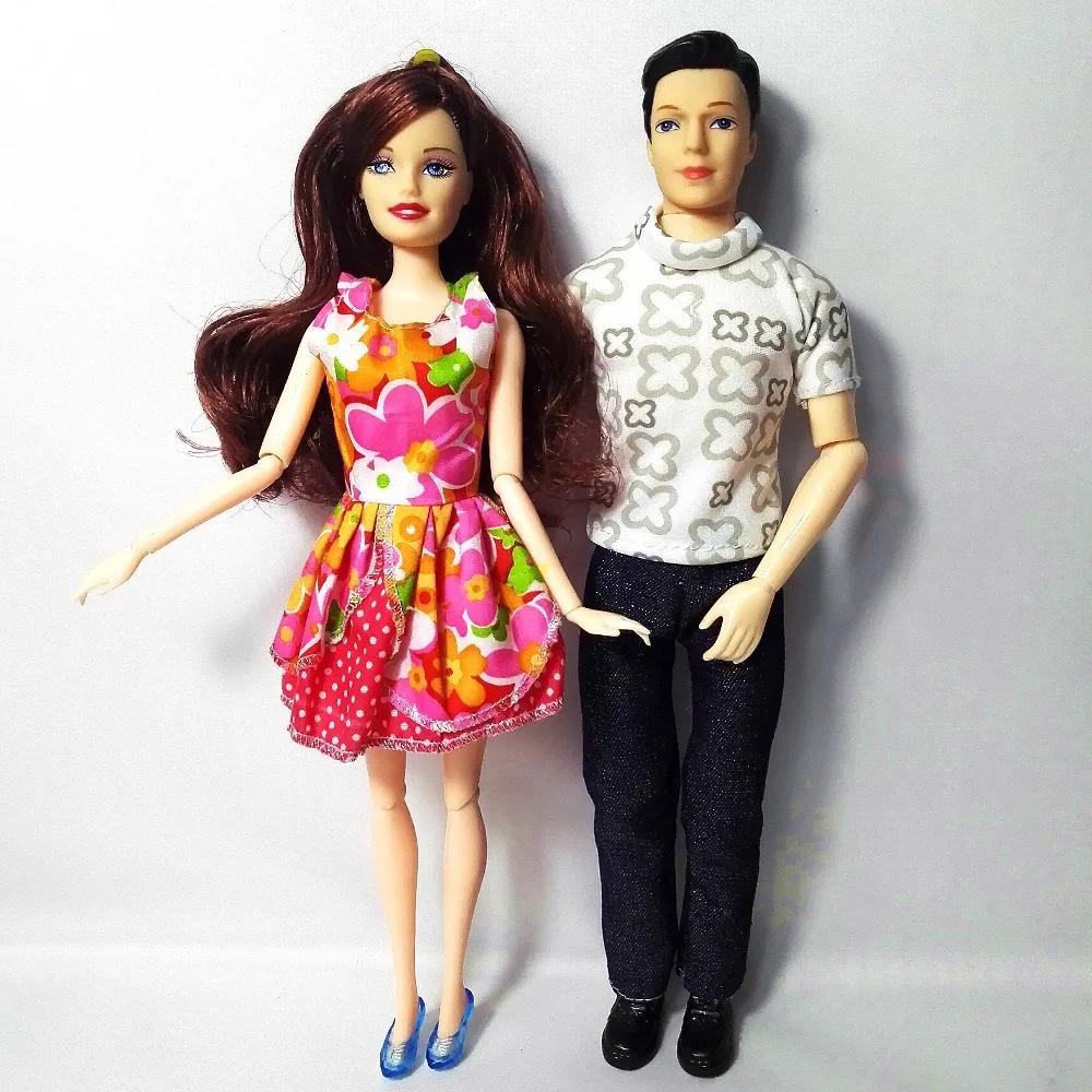 Игрушечный домик для девочек куклы семьи на 4 человека костюм 1 мамы/1 папы/2