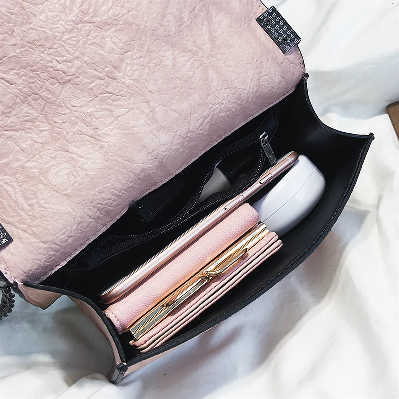 Женская сумка мессенджер FuAhaLu черная маленькая через плечо с рисунком слона в