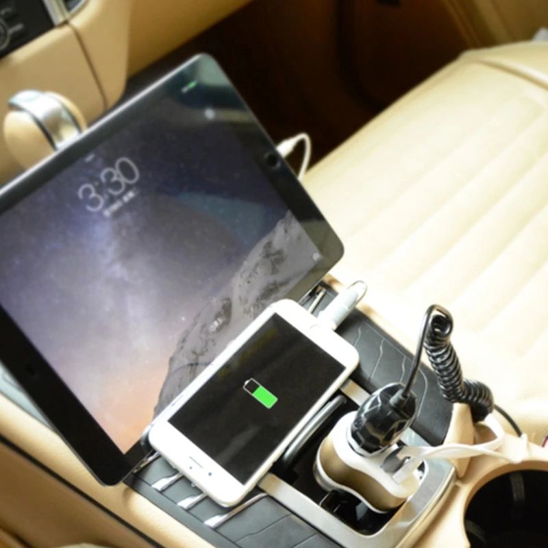 Универсальное автомобильное зарядное устройство с двумя USB-портами и гнездом