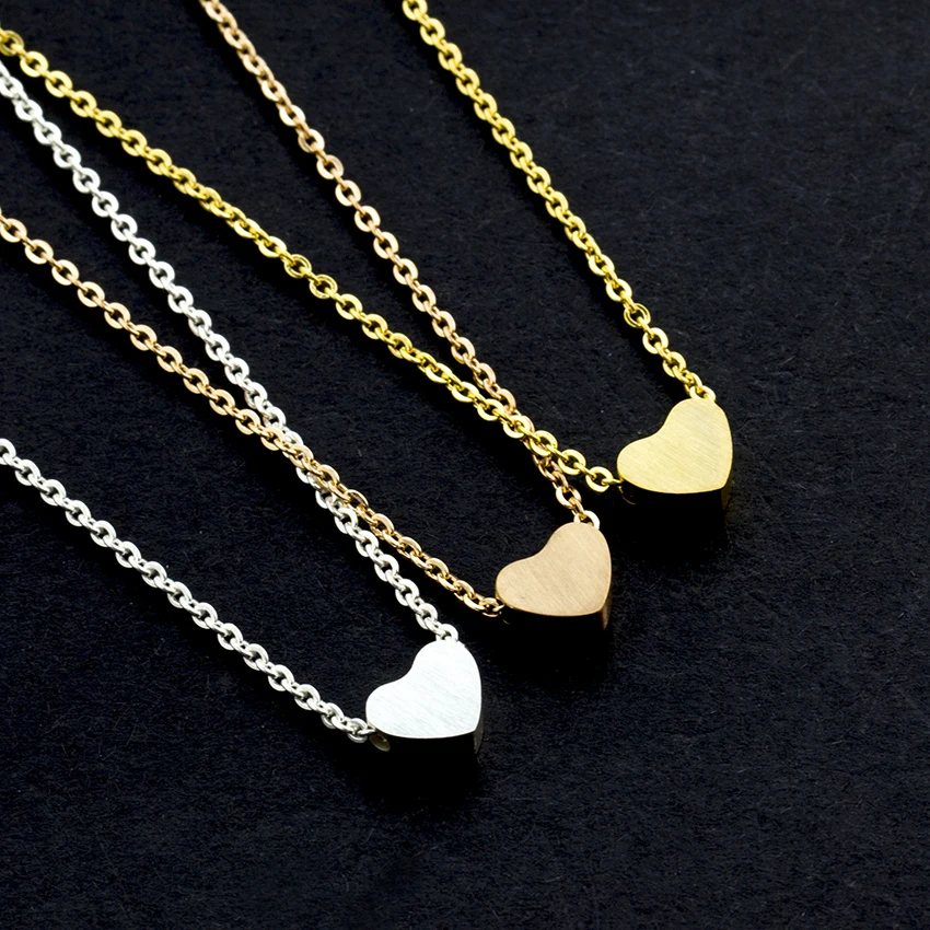 

Wholesale Tiny Heart Choker Necklace for Women gold Color Chain Smalll Love Necklace Pendant Bohemian Chocker Necklace Jewelry