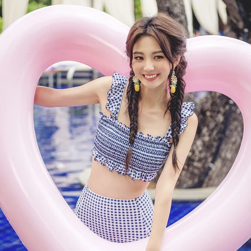 Женский купальник в горошек из трех предметов кружевной топ-бандо с лямкой на шее