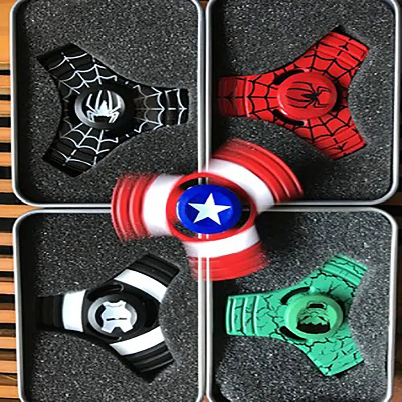 Bullet-hopping gyroscope three-leaf alloy fingertip Spider-Man American Captain Shield Superman Hulk finger | Игрушки и хобби