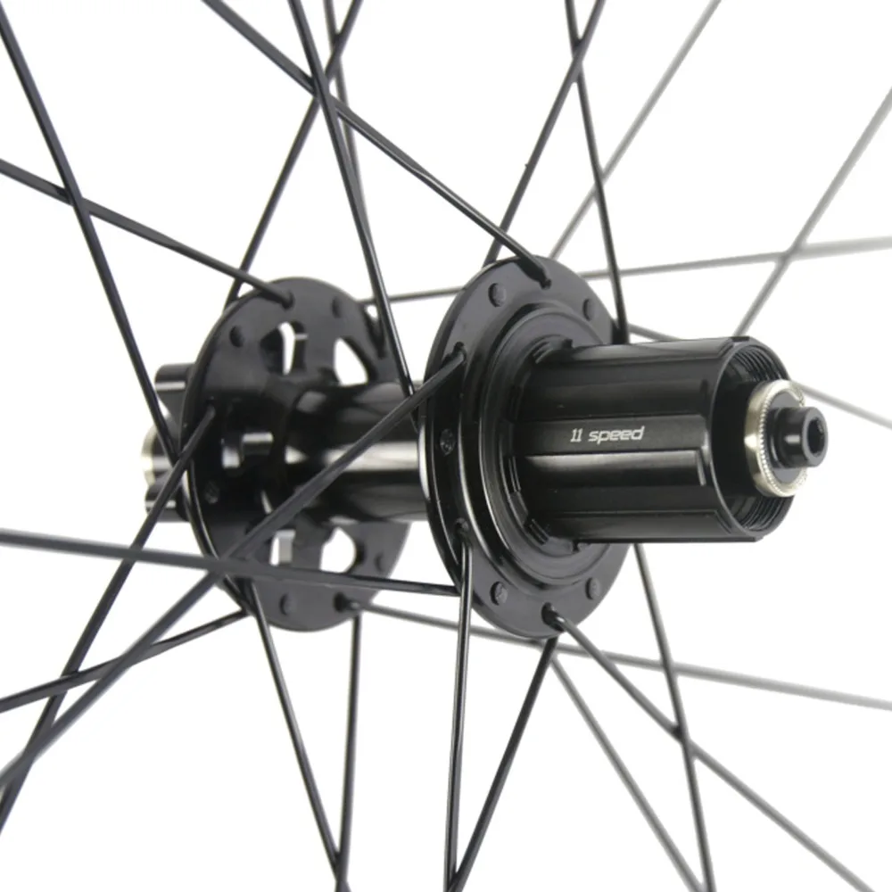 700C Six bolts Disc Brake Wheelset 40mm Carbon Wheels Clincher Road Bike Bicycle QR/Alex Thru System |