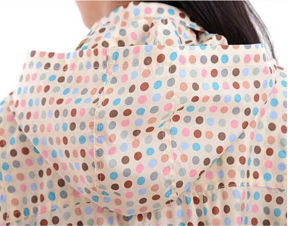 Женский непромокаемый плащ в горошек длинный с капюшоном | Дом и сад