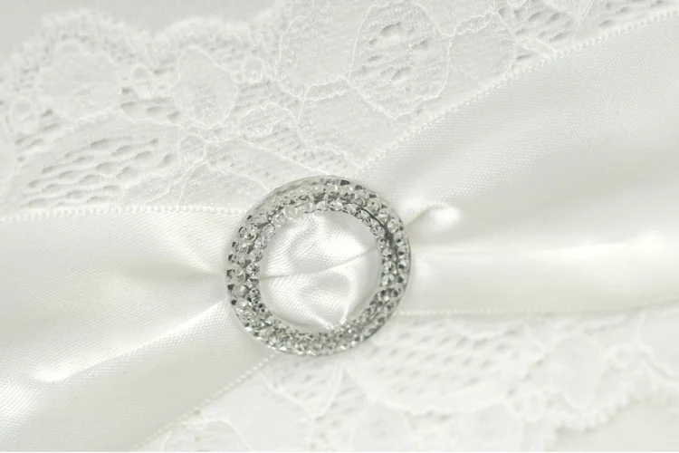 Кружево Свадебное приглашение с горный хрусталь пряжки и ленты белого цвета | Дом