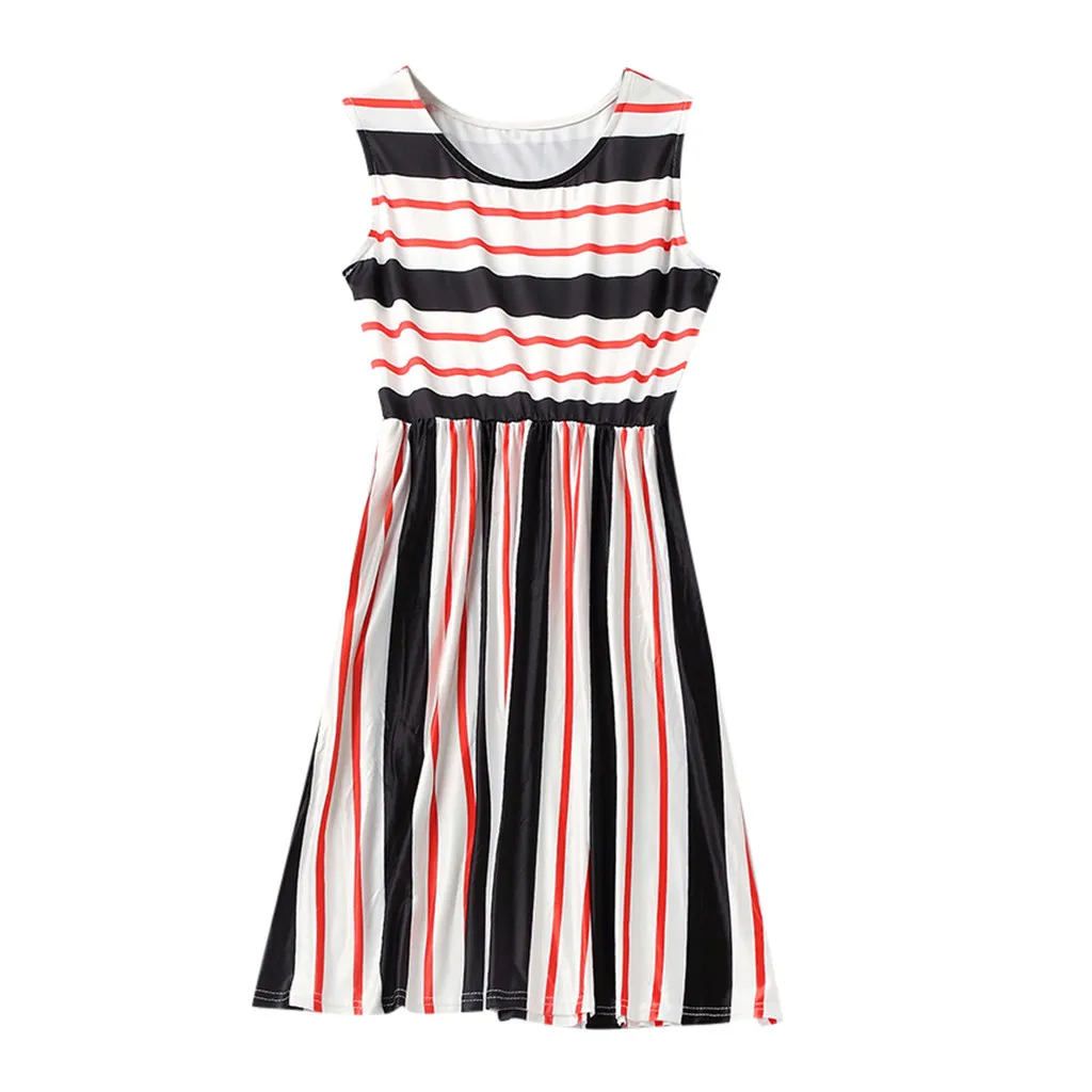 Летнее платье для мамы и дочки без рукавов с круглым вырезом принтом Мама я