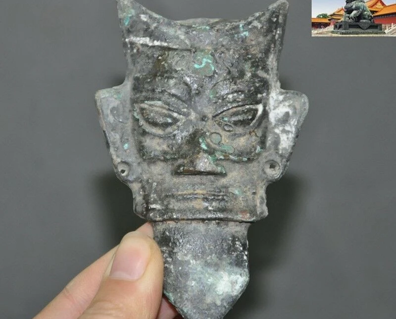 4 &quotстаринная китайская бронза Sanxingdui культура жертвенность молитва люди голова