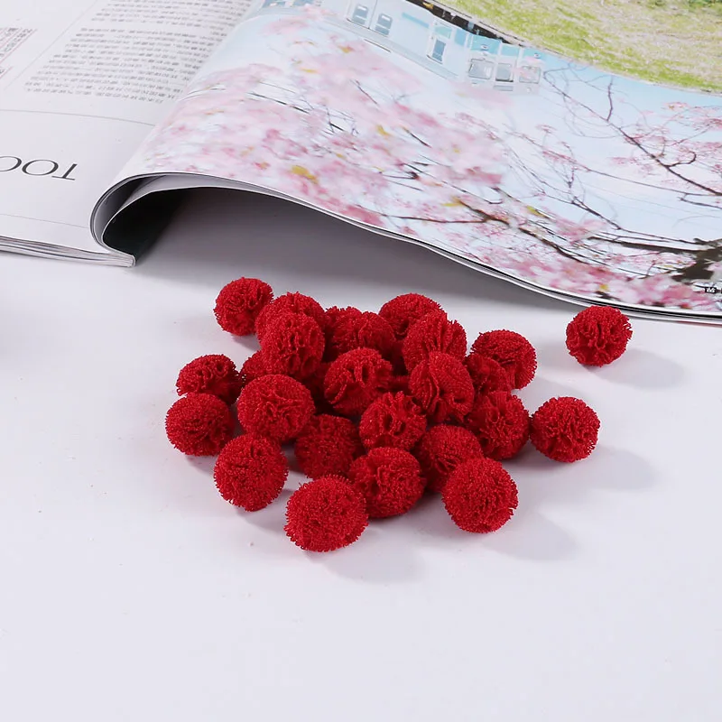 Wine red Yarn Balls 100 шт 1,5 см кружева эластичные марлевые сетки цветочные шарики DIY ремесло поставки Свадебный декор Пряжа шары головные уборы ювелирные украшения Pompones - Цвет: Wine red Yarn Balls