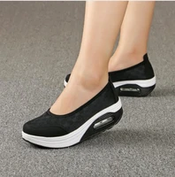 2022 summer new womens thick soled shoes shake fashion casual shake shoes thick bottom sponge cake single cushion shoes