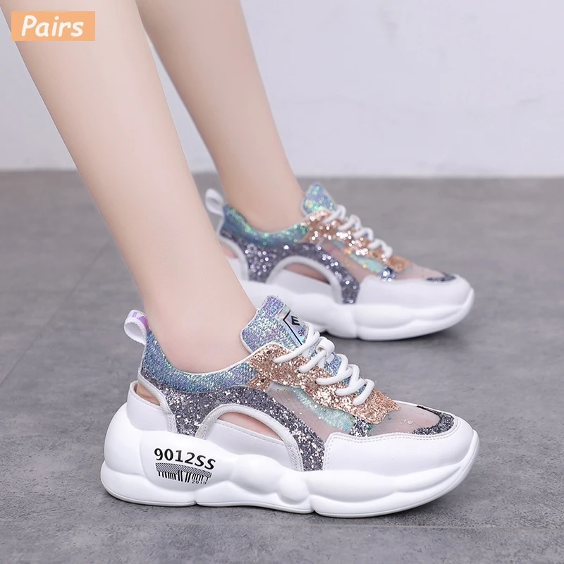 2019 новые белые кроссовки с граффити женские летние сетчатые блестящие на