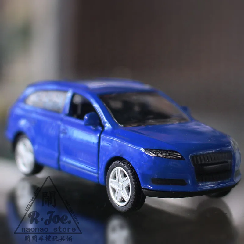 1: 64 сплава модели автомобиля спортивный автомобиль серии Audi Q7 внедорожник