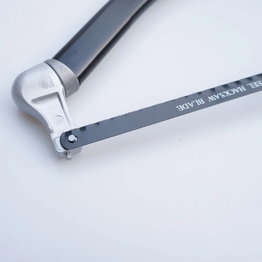 Hacksaw TB 1161 нключается к одному лезвию и подходит для любого 1 дюймового (300 мм) hacksaw