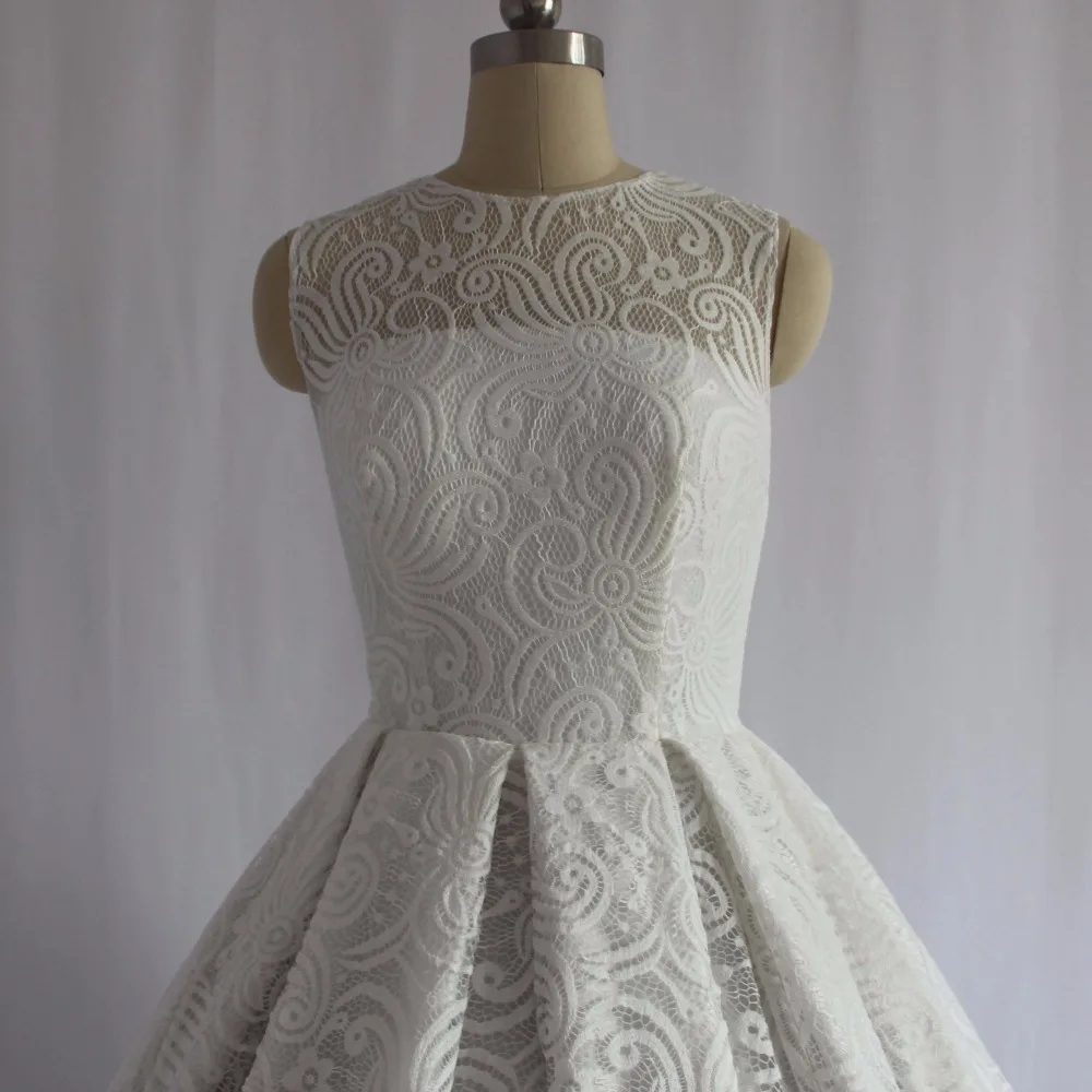 Простой но элегантный с круглым вырезом без рукавов со шнуровкой корсет