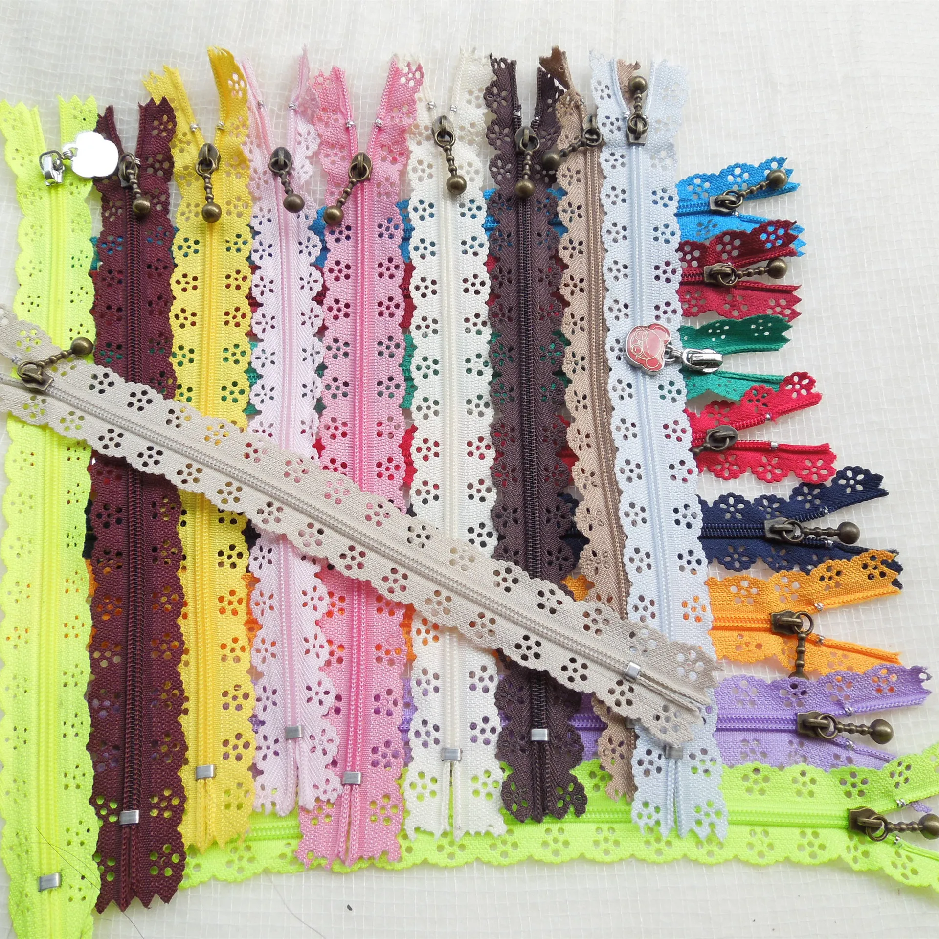 2016 красочная молния для женщин одежда и сумки красивая кружевная нейлоновая