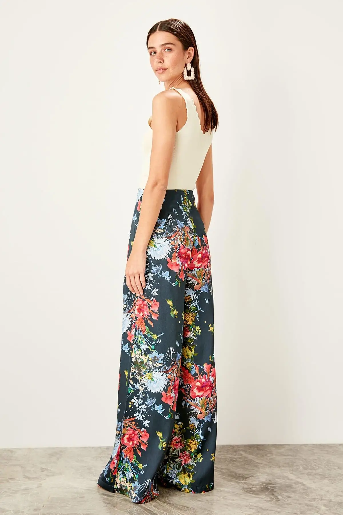 Trendyol разноцветные расклешенные брюки TWOSS19XM0296|Брюки| |