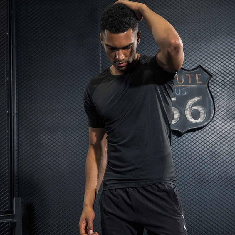 2019 Новый атлетика высокая эластичность спортивная рубашка Для мужчин короткий