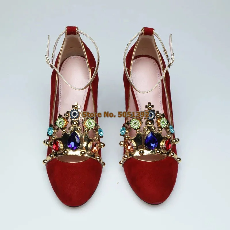 Женские туфли лодочки на высоком не сужающемся книзу массивном каблуке