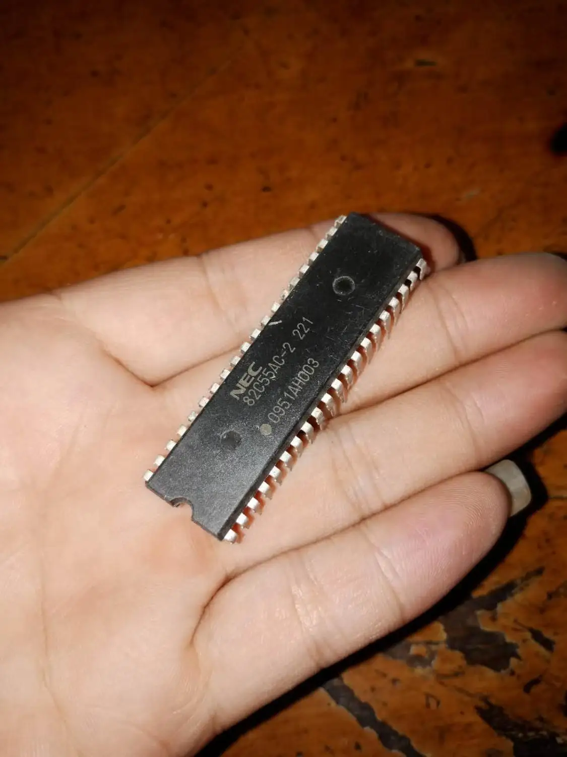 

FreeShipping AM27C512 AM27C512-150DC 82C55AC-2