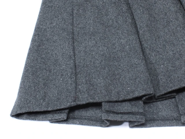 

Warm Winter Skirts Womens Autumn Fall Plus Size Buttons Decorative Zipper Closed Gray Black Color Basic Pleated Wool Skirts