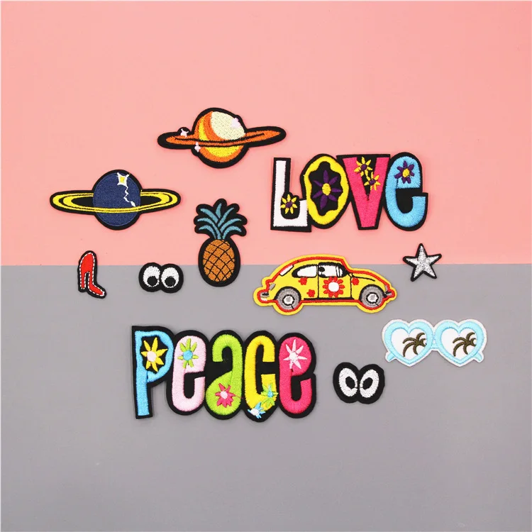 

1PCS Clothing Patch Iron on Creative Clothing Decorations Badge