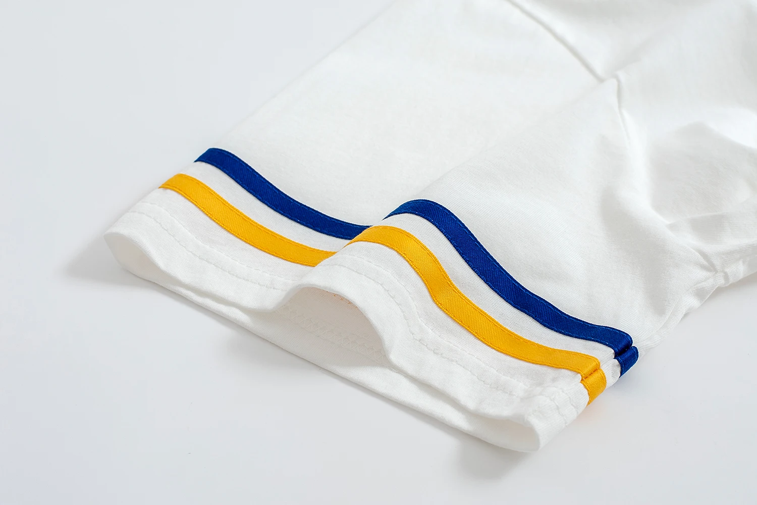 Новые летние поступления Для женщин с капюшоном и изображением героев